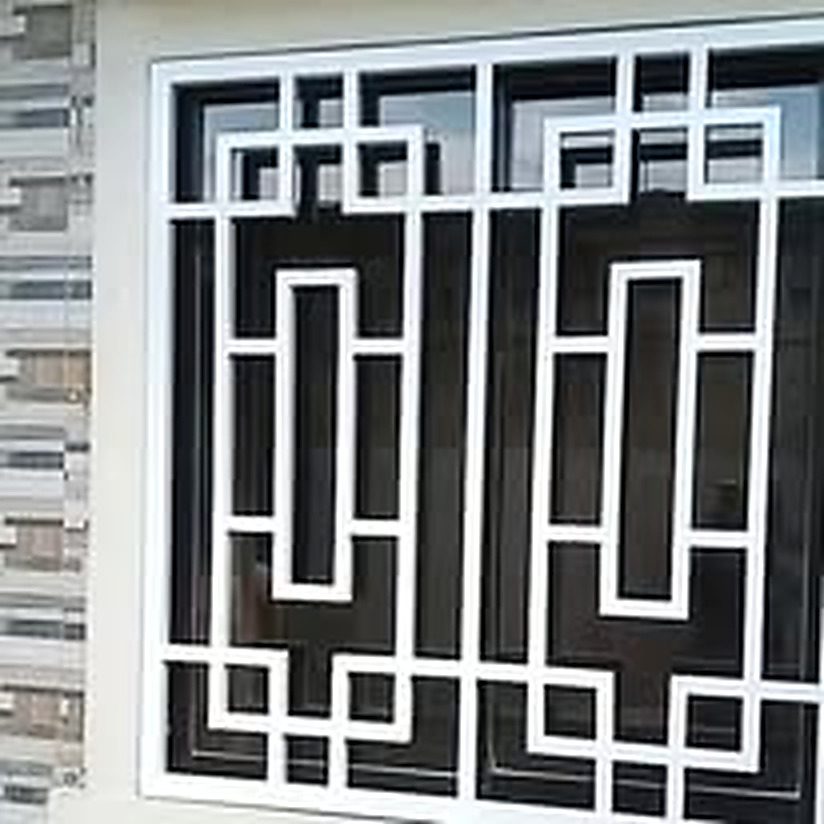 Auto gate frame example